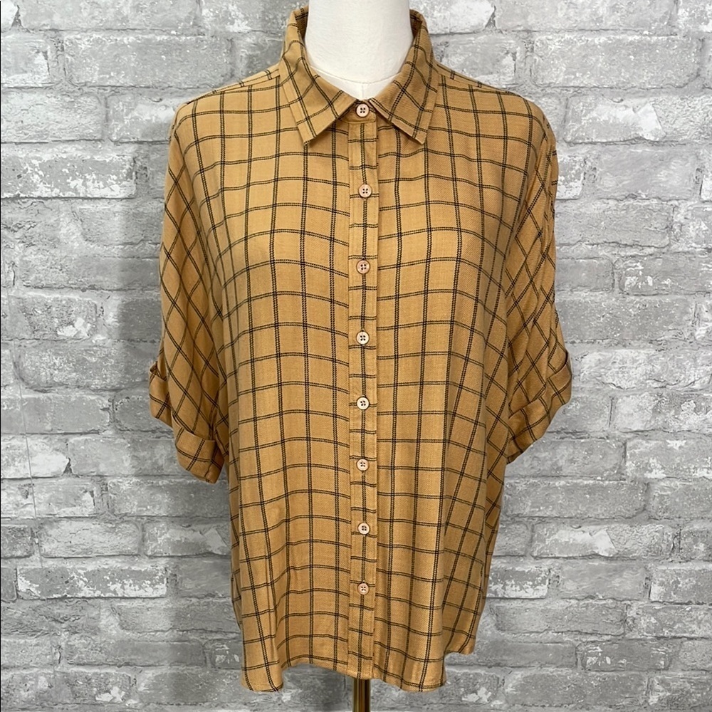 Maurices Tan Boxy Plaid Button Down Shirt Notched Collar